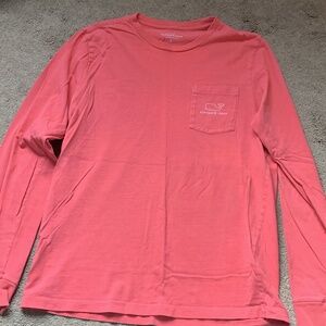 Vineyard vines